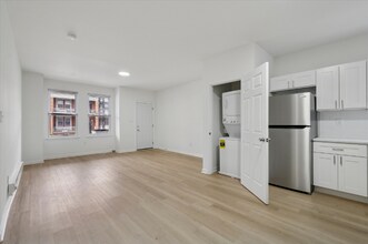 5431 Walnut St in Philadelphia, PA - Building Photo - Building Photo