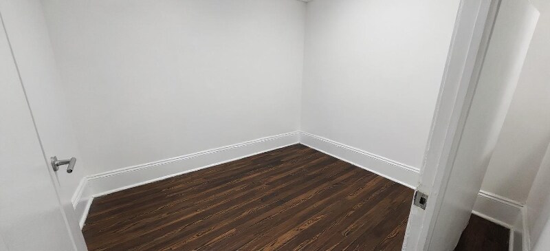 159 E 55th St in New York, NY - Building Photo