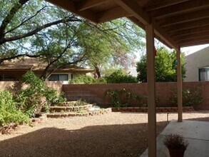 9802 N Camino Vado in Tucson, AZ - Building Photo - Building Photo
