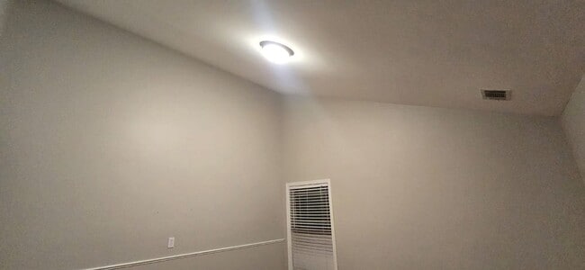1610 Chattahoochee Ct in Atlanta, GA - Building Photo - Building Photo