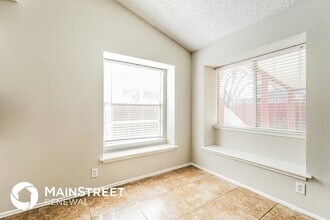 3123 Smoke Creek in San Antonio, TX - Building Photo - Building Photo