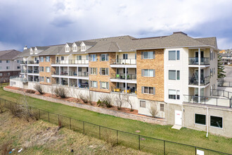 Arbour Lake Landing in Calgary, AB - Building Photo - Building Photo