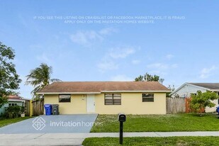 7441 Douglas St in Hollywood, FL - Building Photo