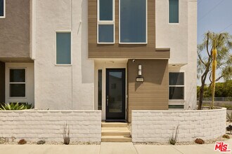 6899 Pollard St in Los Angeles, CA - Building Photo - Building Photo