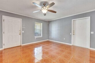 1708 Lovingood Dr in Austin, TX - Building Photo - Building Photo