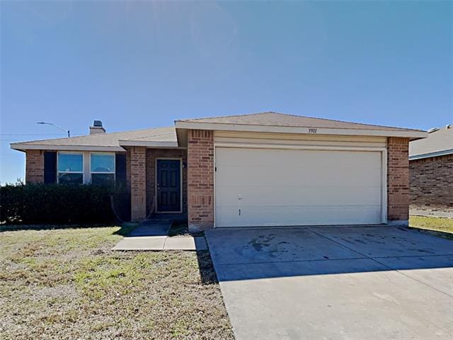 property at 3901 German Pointer Way