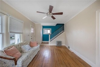 17525 Crestland Rd in Cleveland, OH - Building Photo - Building Photo