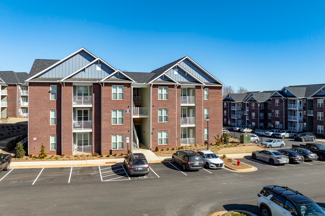 Palisades at Hickory Creek in Shelby, NC - Foto de edificio
