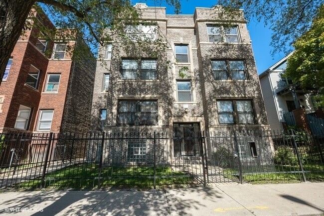 property at 4934 W Jackson Blvd
