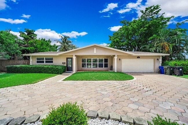 property at 4021 Bayview Dr