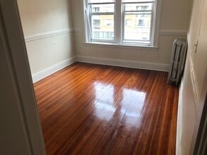 7 Mount Hood Rd, Unit 6 in Boston, MA - Foto de edificio - Building Photo