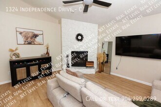 1324 Independence Dr in Orange Park, FL - Building Photo - Building Photo