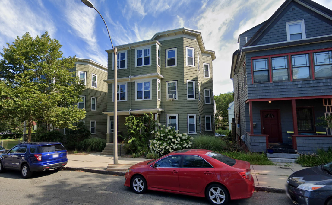 305 Highland Ave, Unit 1 in Somerville, MA - Foto de edificio