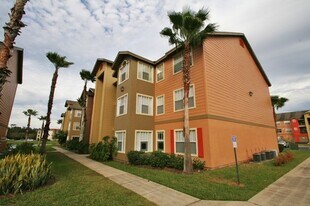 2207 Antigua Pl in Kissimmee, FL - Building Photo