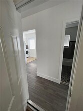 215 Zamora Ave in Coral Gables, FL - Building Photo - Building Photo