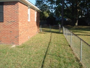 1418 Willow Ave in Chesapeake, VA - Building Photo - Building Photo