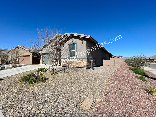 10662 W Harrigan Dr in Marana, AZ - Building Photo - Building Photo