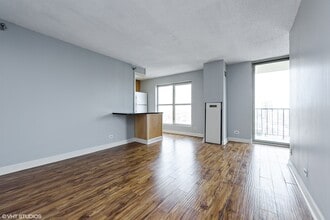 1212 N La Salle Dr in Chicago, IL - Building Photo - Building Photo