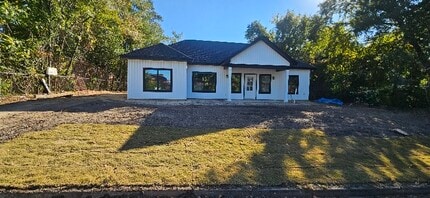 3112 St Louis St in Columbia, SC - Building Photo - Building Photo