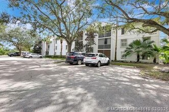 2500 SE Anchorage Cove in Port St. Lucie, FL - Building Photo - Building Photo