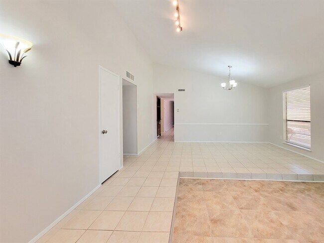 16914 Judyleigh Dr in Houston, TX - Building Photo - Building Photo