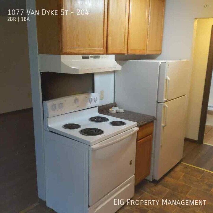 1077 Van Dyke St, Unit 204 in St. Paul, MN - Building Photo