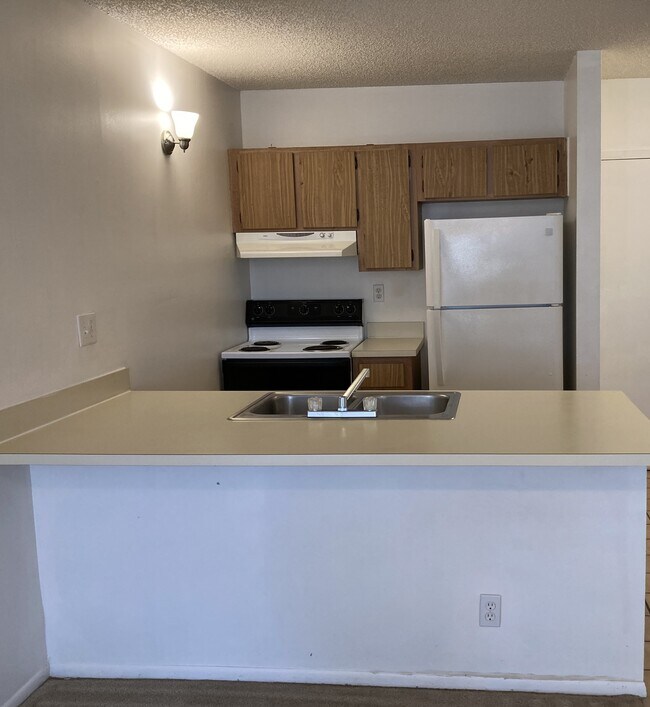 property at 2401 Riverside Dr