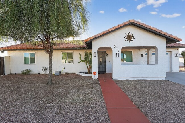 571 S Burgess Ave in Casa Grande, AZ - Building Photo - Building Photo