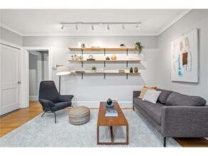 972 Watson Ave in St. Paul, MN - Foto de edificio - Building Photo