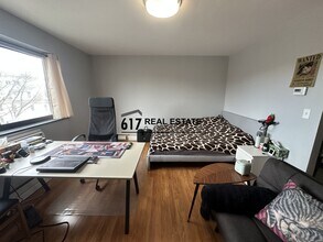 35 Glencoe St in Boston, MA - Building Photo - Building Photo