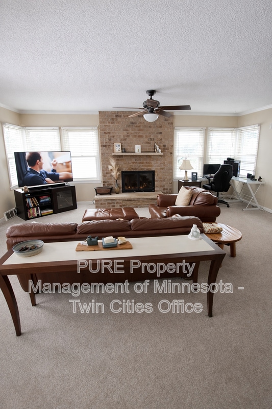 6625 Bailey Rd in Woodbury, MN - Building Photo - Building Photo