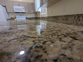 10214 SW 175th St in Miami, FL - Building Photo - Building Photo