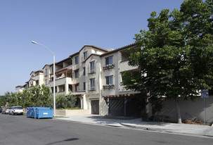 Elm Street Commons Apartments