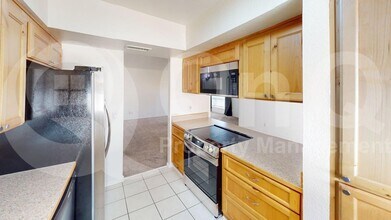 1725 N Date in Mesa, AZ - Foto de edificio - Building Photo