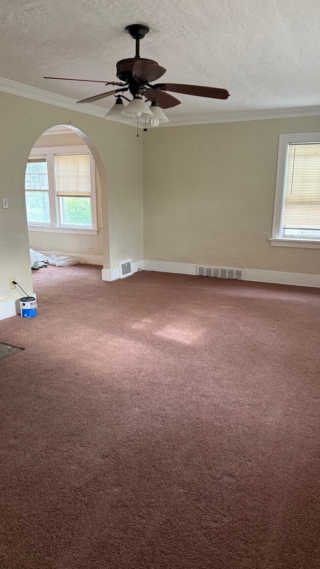 property at 3558 Strathavon Rd