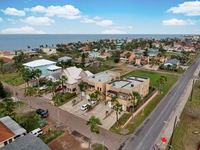 200 W Mesquite St in South Padre Island, TX - Building Photo - Building Photo