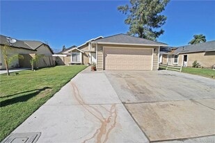14998 Figwood Dr in Fontana, CA - Building Photo