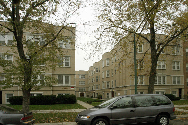 1914-1924 W Morse Ave in Chicago, IL - Building Photo - Building Photo