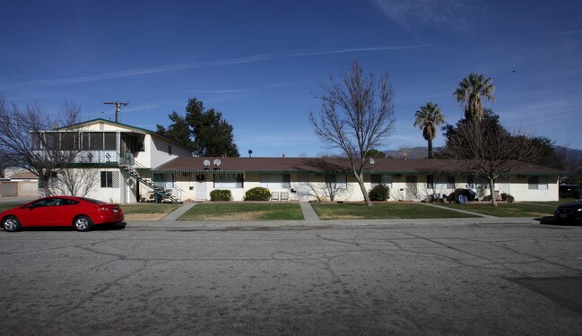 452 E 9th St in Beaumont, CA - Building Photo - Building Photo