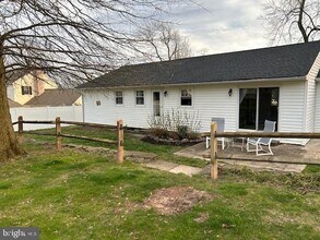 619 Shadywood Dr in Perkasie, PA - Building Photo - Building Photo