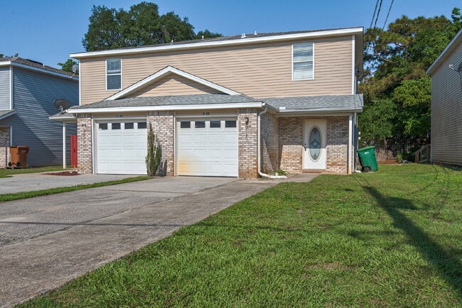 2125 Tom St in Navarre, FL - Building Photo - Building Photo