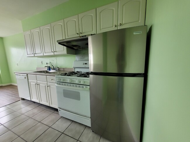 1200 Marlton Pike E, Unit #803 in Cherry Hill, NJ - Building Photo - Building Photo