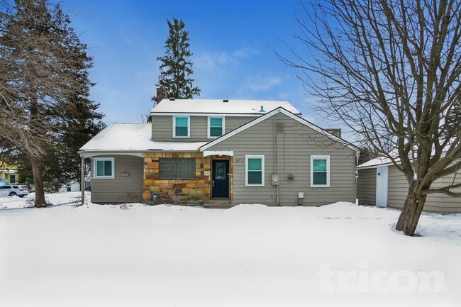 803 Willard St W in Stillwater, MN - Building Photo - Building Photo