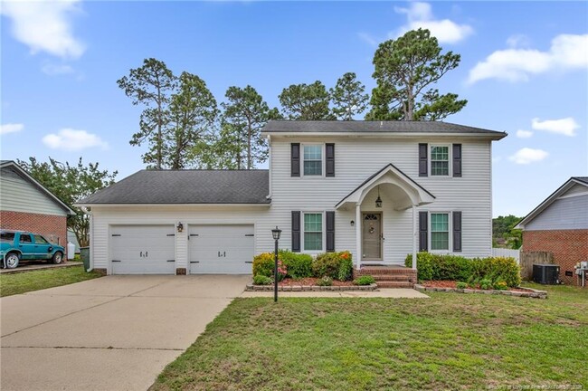 property at 1928 Daphne Cir