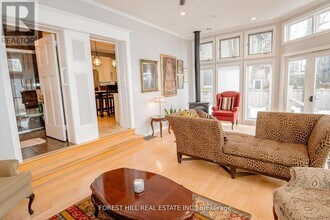 98 Central Ave in London, ON - Building Photo - Building Photo