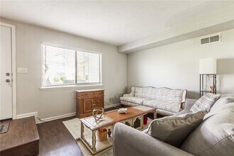 644 Eastbrooke Ln in Rochester, NY - Building Photo - Building Photo