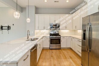 105 E Center St in Des Moines, IA - Building Photo - Building Photo