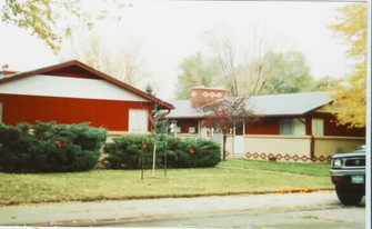 602-604 S Longmont Ave Apartments