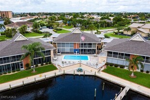 4117 SE 19th Pl in Cape Coral, FL - Building Photo