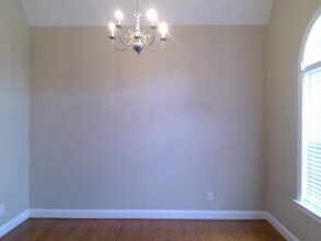 4013 Lilac Ln in Spring Hill, TN - Building Photo - Building Photo